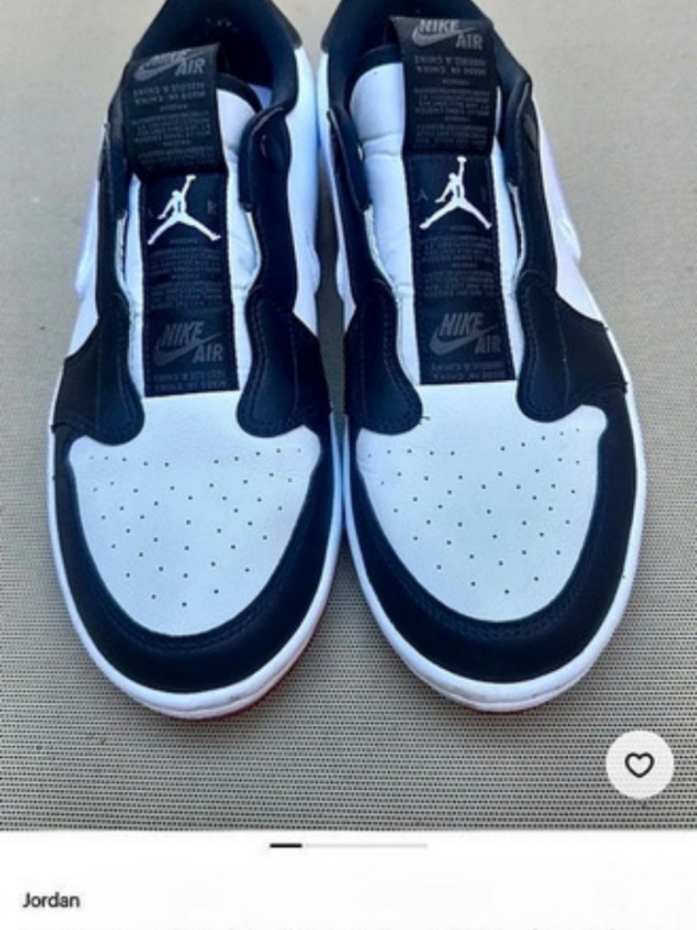 Jordan Low Top Sneakers in Black & White Like New